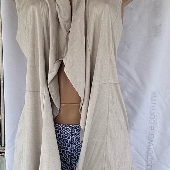 Dolce Cabo Tan Drape Vest - Picture 2 of 12